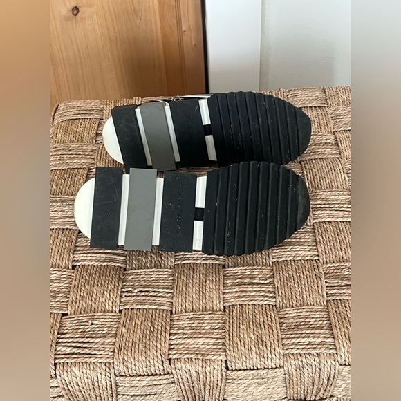 Dolce & Gabbana - Women's Sorrento Crystal Slip On Sneakers - Size 39.5 - Picture 6 of 8